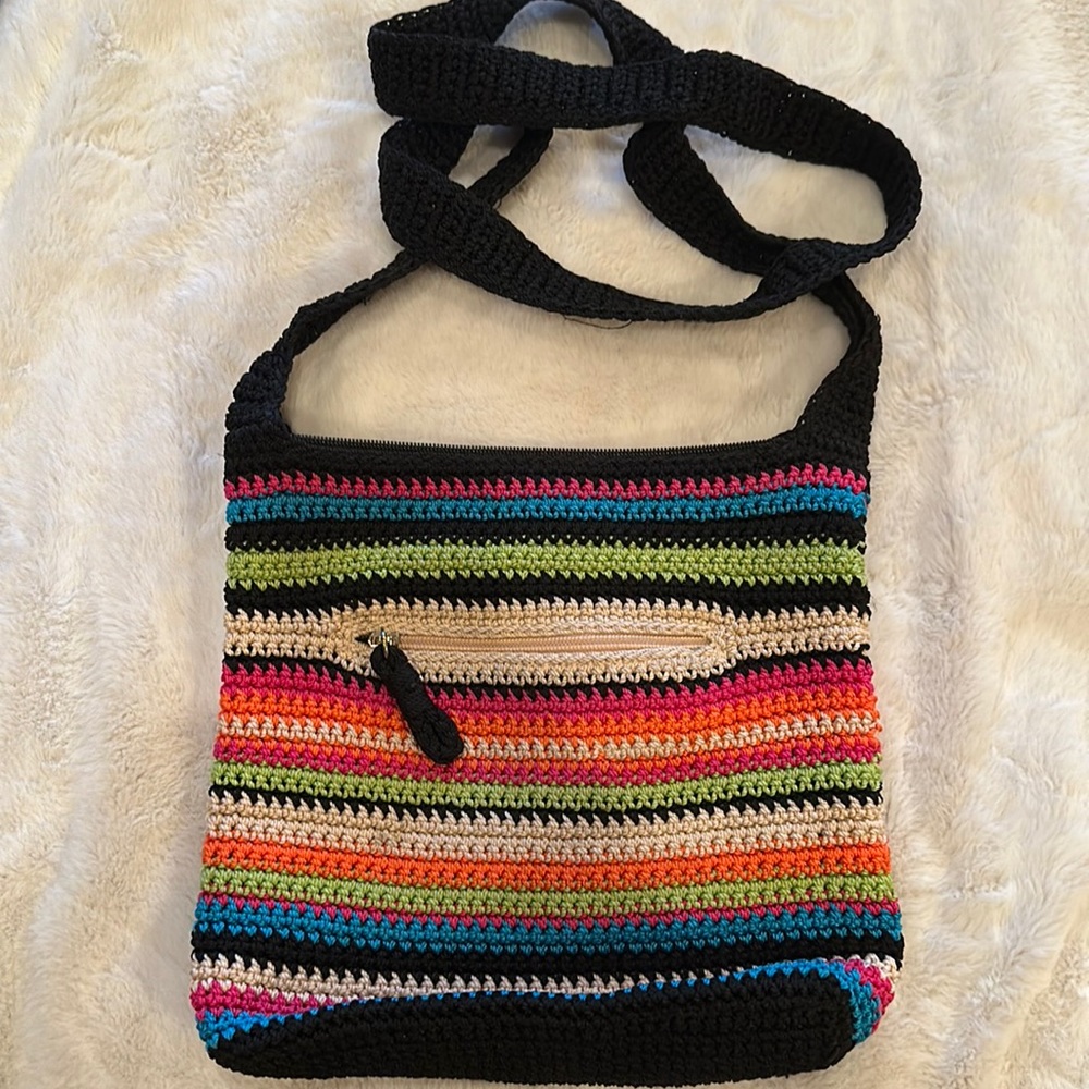 Excellent condition 90s grunge style crossbody bag from The Sak